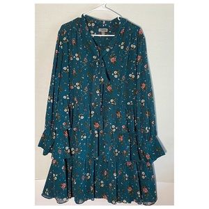 Chelsea28 2X floral tiered dress with neck tie